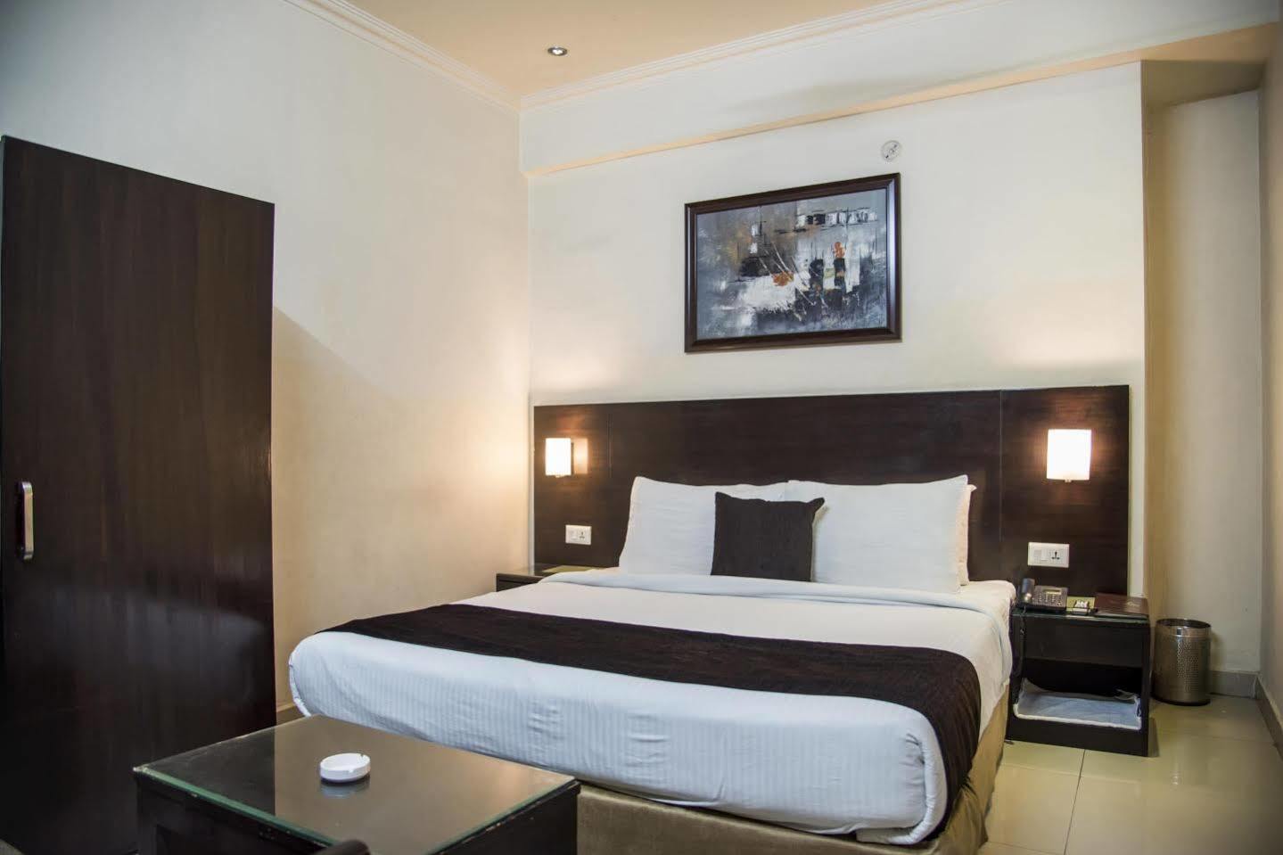 לקנאו Anr Hotels מראה חיצוני תמונה